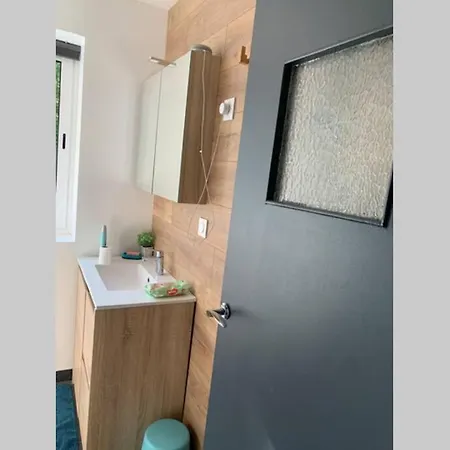Maison Toute Equipee 3 Avec Jardin Calme Et Spa Holiday home Saint-Malo
