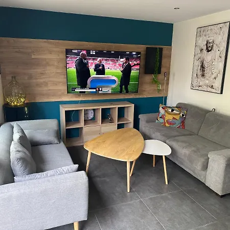 Maison Toute Equipee 3 Avec Jardin Calme Et Spa Holiday home Saint-Malo